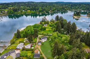 15390 Broom St NE, Bainbridge Island, WA 98110 - Photo 34