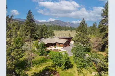 179 Wolf Creek Road, Winthrop, WA 98862 - Photo 6