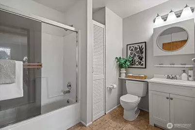 11414 107th Place NE, Kirkland, WA 98033 - Photo 20