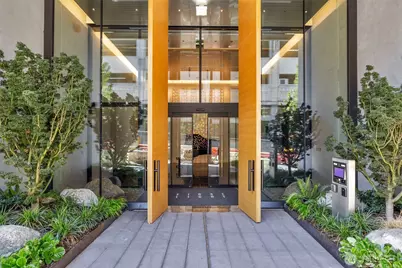 300 Virginia Street #4111, Seattle, WA 98101 - Photo 2