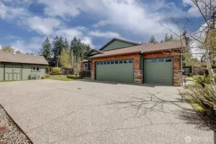 15611 42nd Dr SE, Bothell, WA 98012 - Photo 2