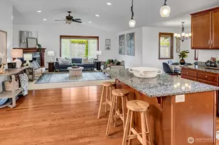 15611 42nd Dr SE, Bothell, WA 98012 - Photo 8