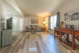 7427 154th Street E, Puyallup, WA 98375 - Photo 8
