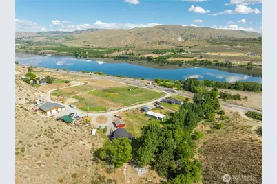 25505 C US Hwy 97, Pateros, WA 98846 - Photo 28