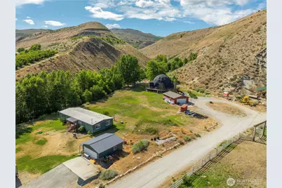 25505 C US Hwy 97, Pateros, WA 98846 - Photo 34