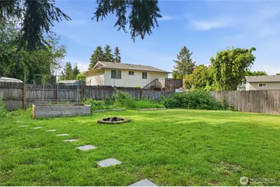 709 Enterprise Drive NE, Lacey, WA 98516 - Photo 16