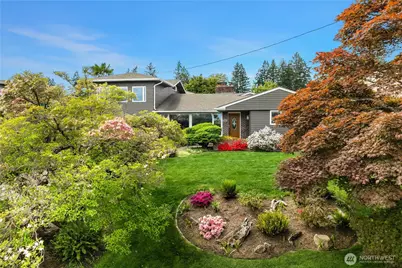 1333 98th Avenue NE, Clyde Hill, WA 98004 - Photo 4