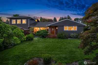 1333 98th Avenue NE, Clyde Hill, WA 98004 - Photo 2