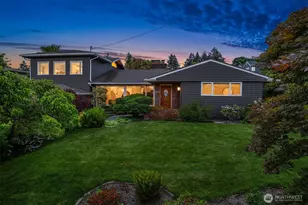 1333 98th Ave NE, Clyde Hill, WA 98004 - Photo 2