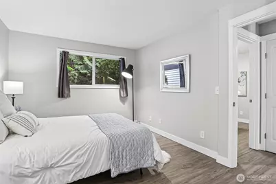 430 Bellevue Way SE #105, Bellevue, WA 98004 - Photo 16