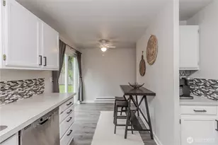 12312 121st St E, Puyallup, WA 98374 - Photo 16