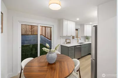 5810 57th Avenue NE, Seattle, WA 98105 - Photo 14