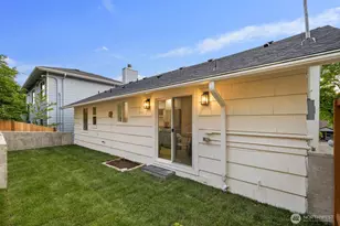 5810 57th Ave NE, Seattle, WA 98105 - Photo 32