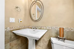 7003 117th Pl NE, Kirkland, WA 98033 - Photo 16