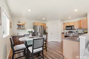 21614 SE 297th St, Kent, WA 98042 - Photo 8