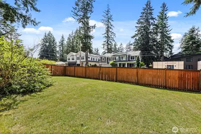 16608 NE 9th Street, Bellevue, WA 98008 - Photo 22