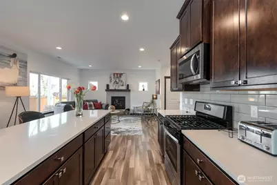 2744 S 120th Place, Seattle, WA 98168 - Photo 10