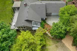 11019 NE 140th St, Kirkland, WA 98034 - Photo 2