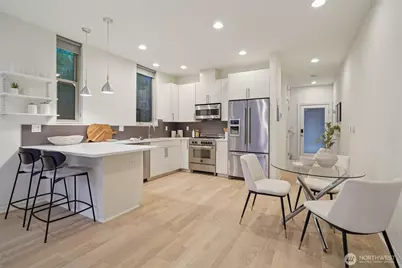 3817 B California Avenue SW, Seattle, WA 98116 - Photo 8