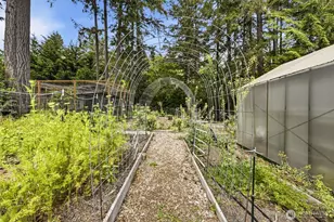 870 10th Ln, Fox Island, WA 98333 - Photo 36