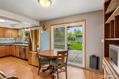 16625 190th Ave SE, Renton, WA 98058 - Photo 8