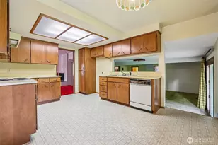 5401 Ocean Ave, Everett, WA 98203 - Photo 10