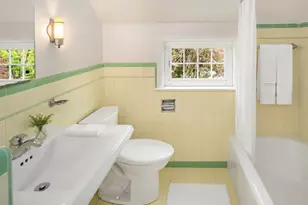 409 W Dravus St, Seattle, WA 98119 - Photo 14