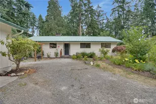 4270 Fir Dr NE, Bremerton, WA 98310 - Photo 2