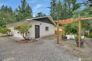 4270 Fir Dr NE, Bremerton, WA 98310 - Photo 32
