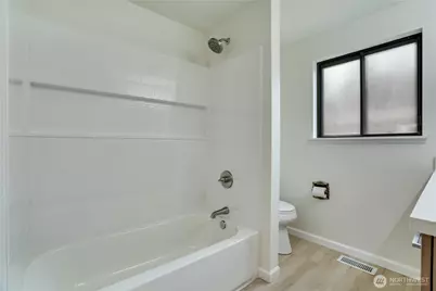 4270 Fir Drive NE, Bremerton, WA 98310 - Photo 16