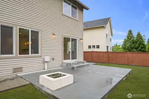 207 Edmonds Pl NE, Renton, WA 98056 - Photo 32