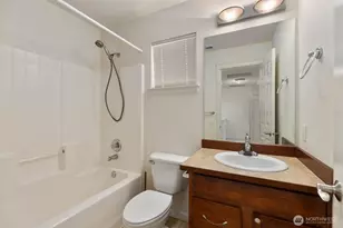 207 Edmonds Pl NE, Renton, WA 98056 - Photo 30