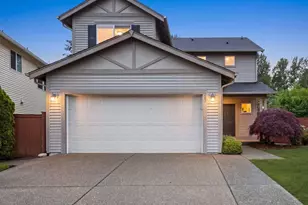207 Edmonds Pl NE, Renton, WA 98056 - Photo 1