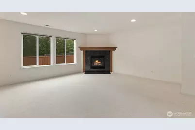 207 Edmonds Place NE, Renton, WA 98056 - Photo 8
