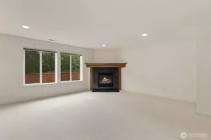 207 Edmonds Pl NE, Renton, WA 98056 - Photo 8