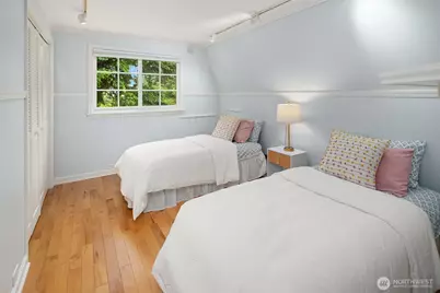 15011 58th Lane NE, Kenmore, WA 98028 - Photo 22
