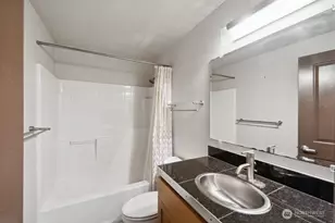 3661 Phinney Ave N, Seattle, WA 98103 - Photo 8
