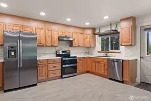1363 E Crestview Dr, Shelton, WA 98584 - Photo 16