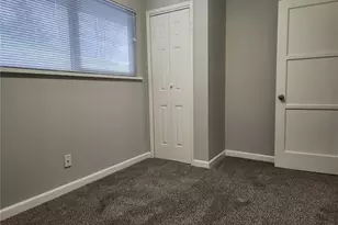 1610 E 31st St, Bremerton, WA 98310 - Photo 8