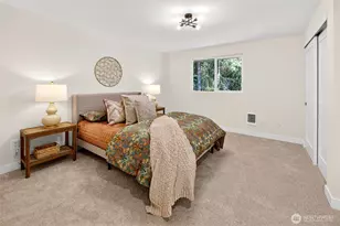 20017 Locust Wy, Lynnwood, WA 98036 - Photo 18