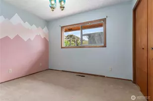 909 10th St, Bellingham, WA 98225 - Photo 22