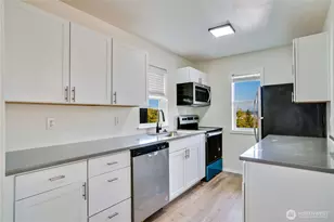 1939 S I St, Tacoma, WA 98405 - Photo 6
