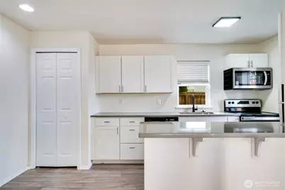 1939 S I Street #A, Tacoma, WA 98405 - Photo 4