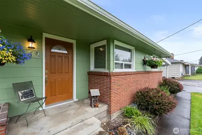 762 SW 18th Street, Chehalis, WA 98532 - Photo 2