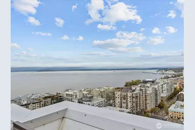 121 Vine Street #601, Seattle, WA 98121 - Photo 32