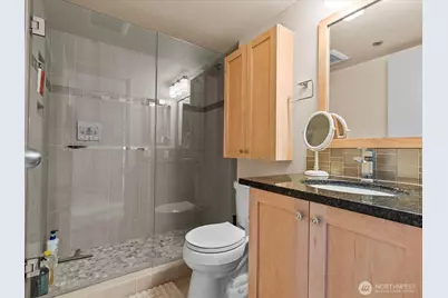 121 Vine Street #601, Seattle, WA 98121 - Photo 18