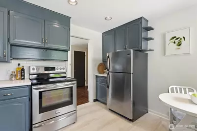 6321 18th Avenue NE, Seattle, WA 98115 - Photo 12