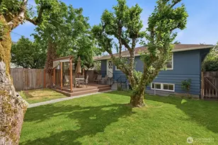 6321 18th Ave NE, Seattle, WA 98115 - Photo 28