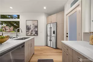 7005 9th Ave NE, Seattle, WA 98115 - Photo 14