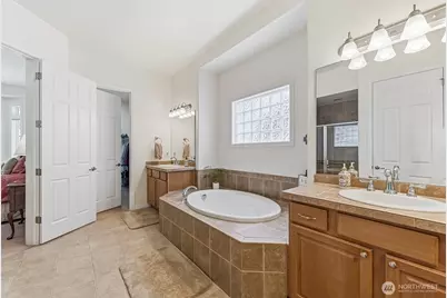 24242 NE 131st Terrace, Redmond, WA 98053 - Photo 24